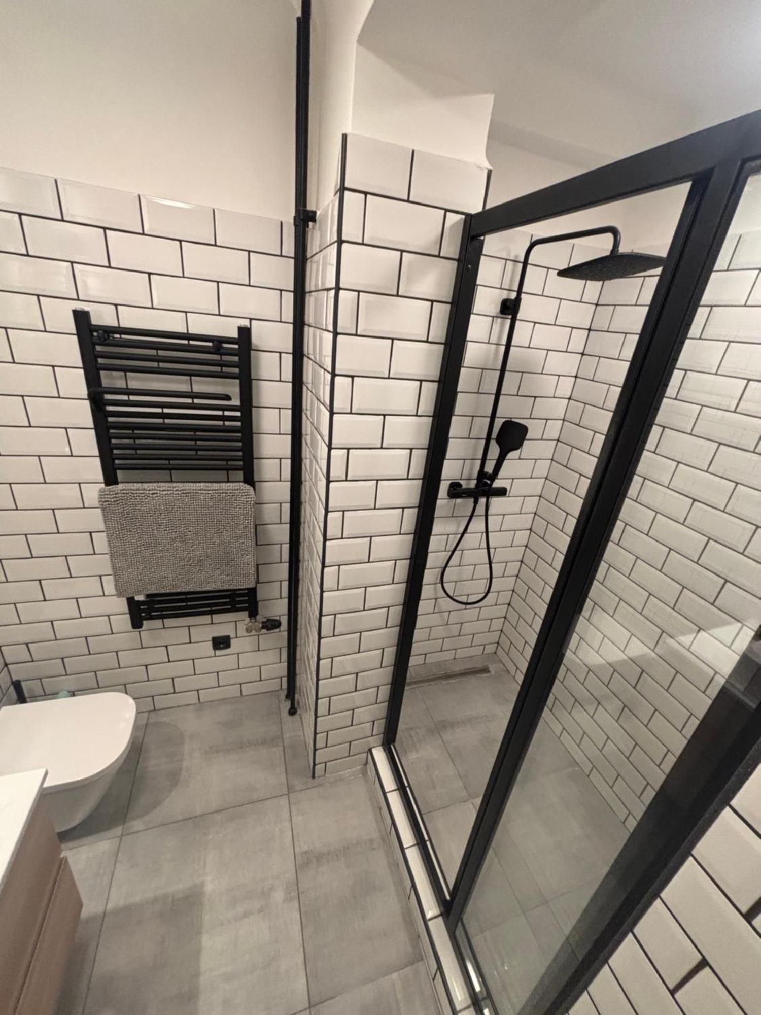 Exclusive Next To The Gellert Hill Apartment Budapest